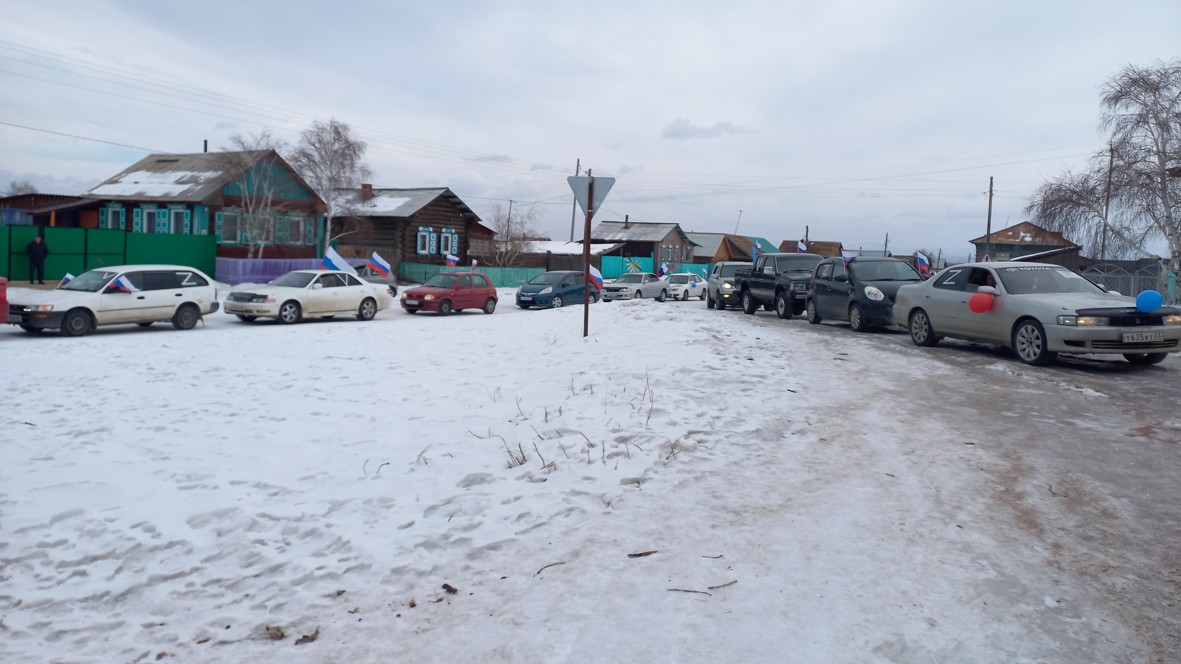 ТОС “Низовское”. Акция «Zа Победу!» – митинг у памятника воинам ВОВ, участие в автопробеге