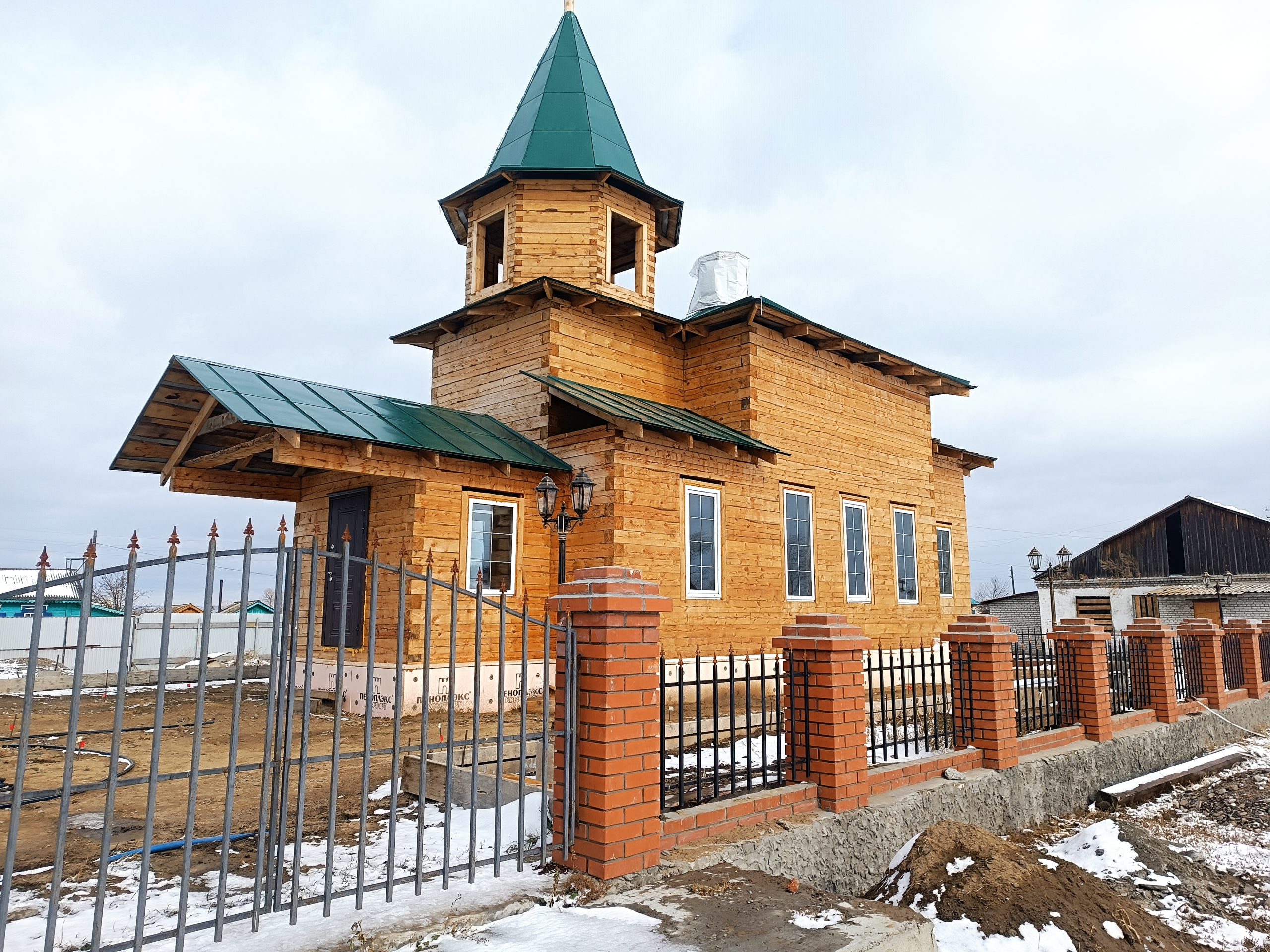 Благоустройство здания новой Церкви с. Усть-Киран