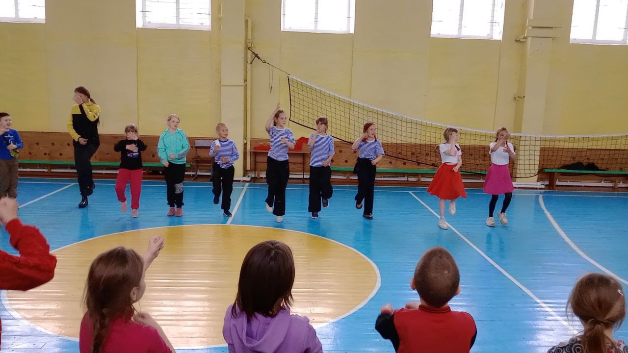 Подвижные игры. Спортивный ТОС “Новое поколение”