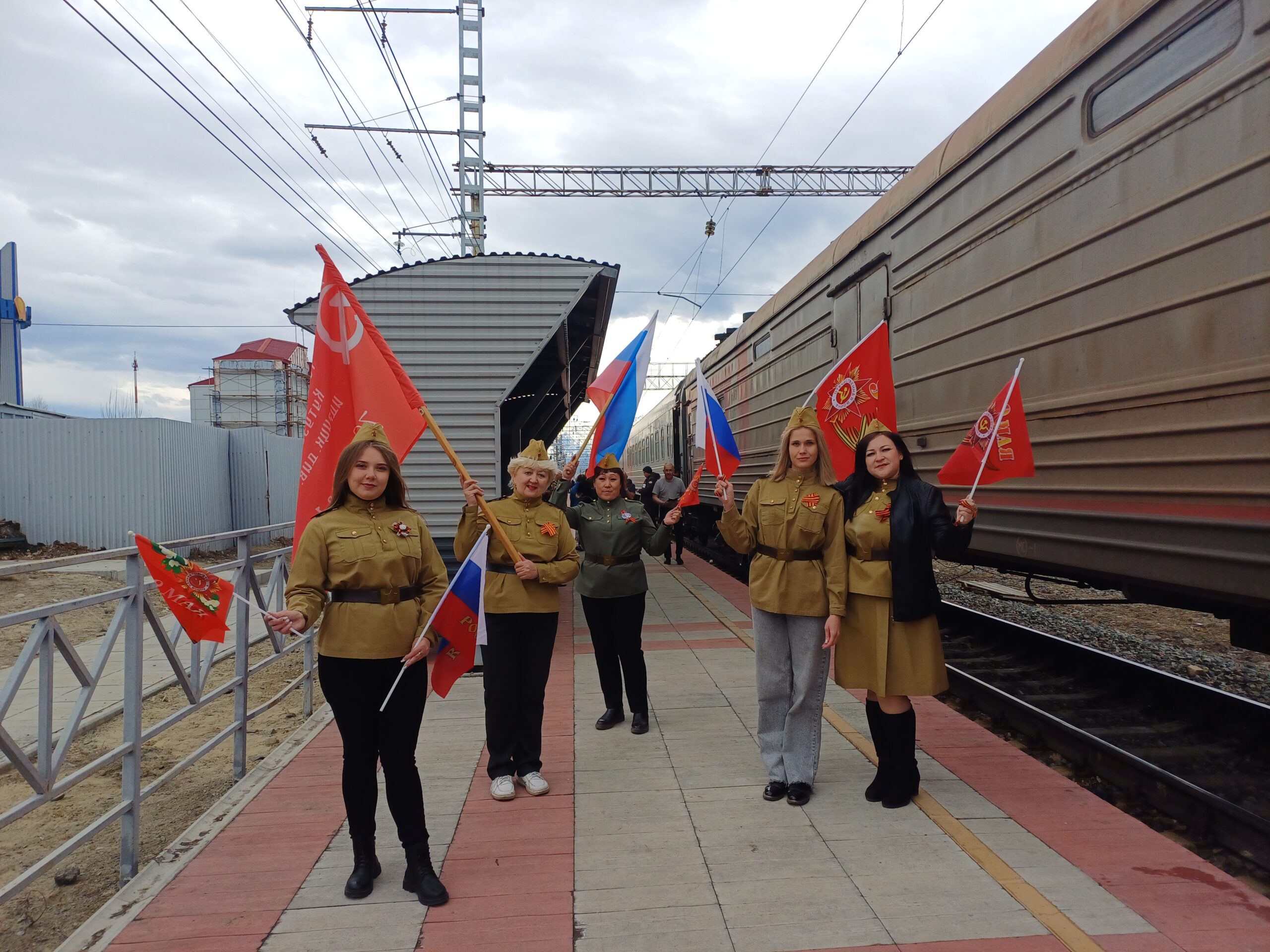 Активисты ТОСа “Затейник” поддержали патриотический настрой в День Победы