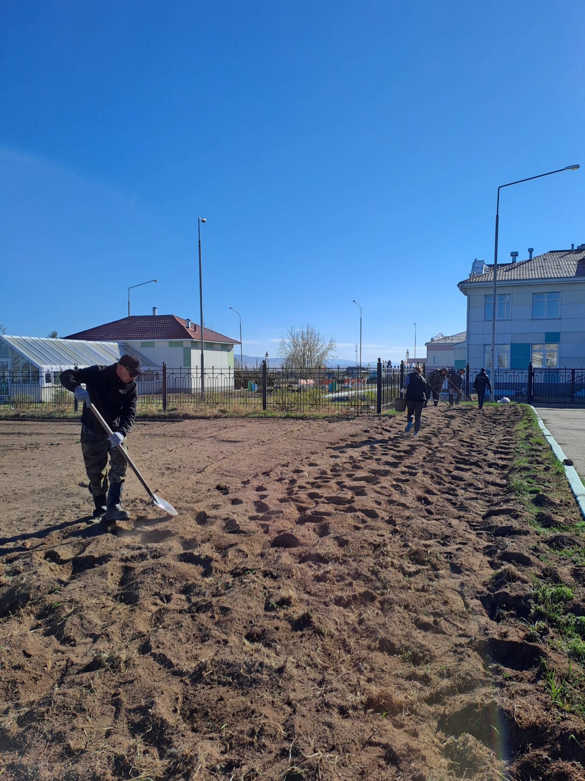 ТОС “Колобок”  СП “Тугнуйское”  МО “Мухоршибирский район”    Весна – важное время для ТОС “Колобок”.  