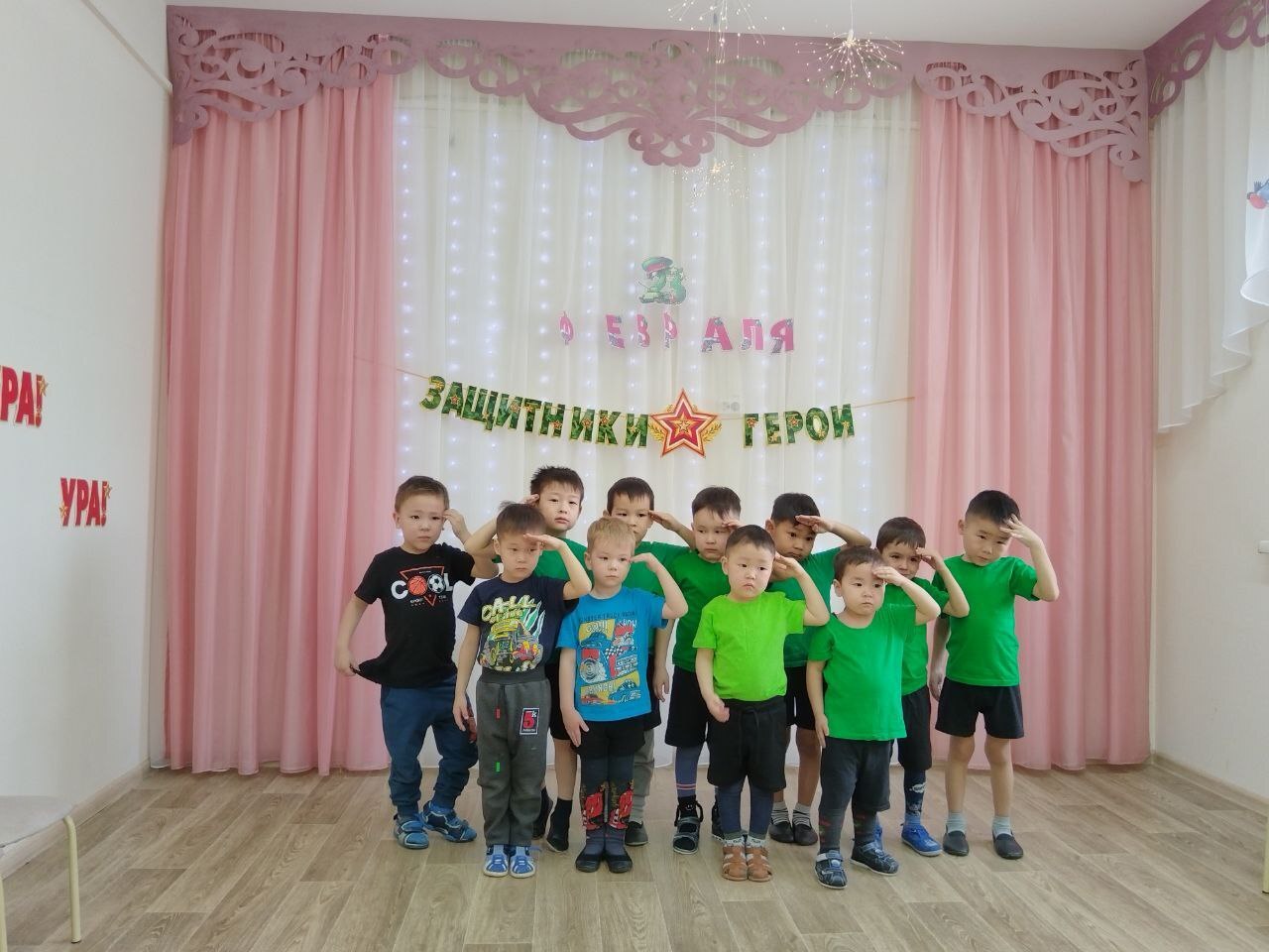 “Поклон тебе солдат России”