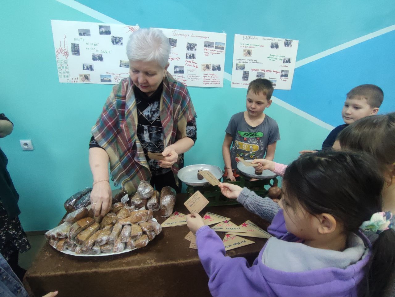 27.01.2025 г. ТОС “Наследие” на Всероссийской акции “Блокадный хлеб”