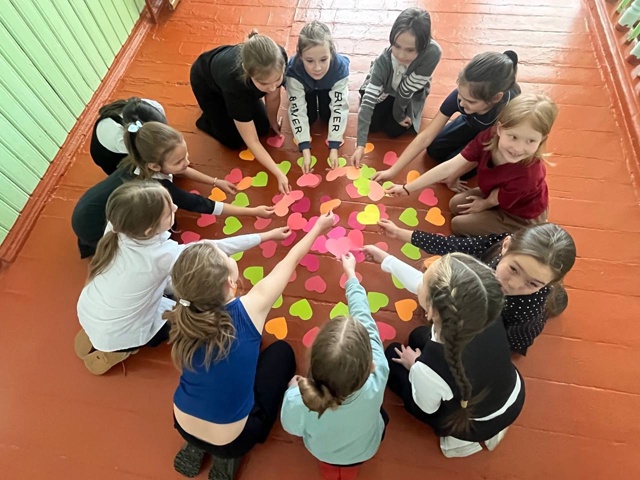 ТОС “Культурное наследие” МО “Бабушкинское” Кабанский район,  Организация акции « Подари тепло своего сердца»