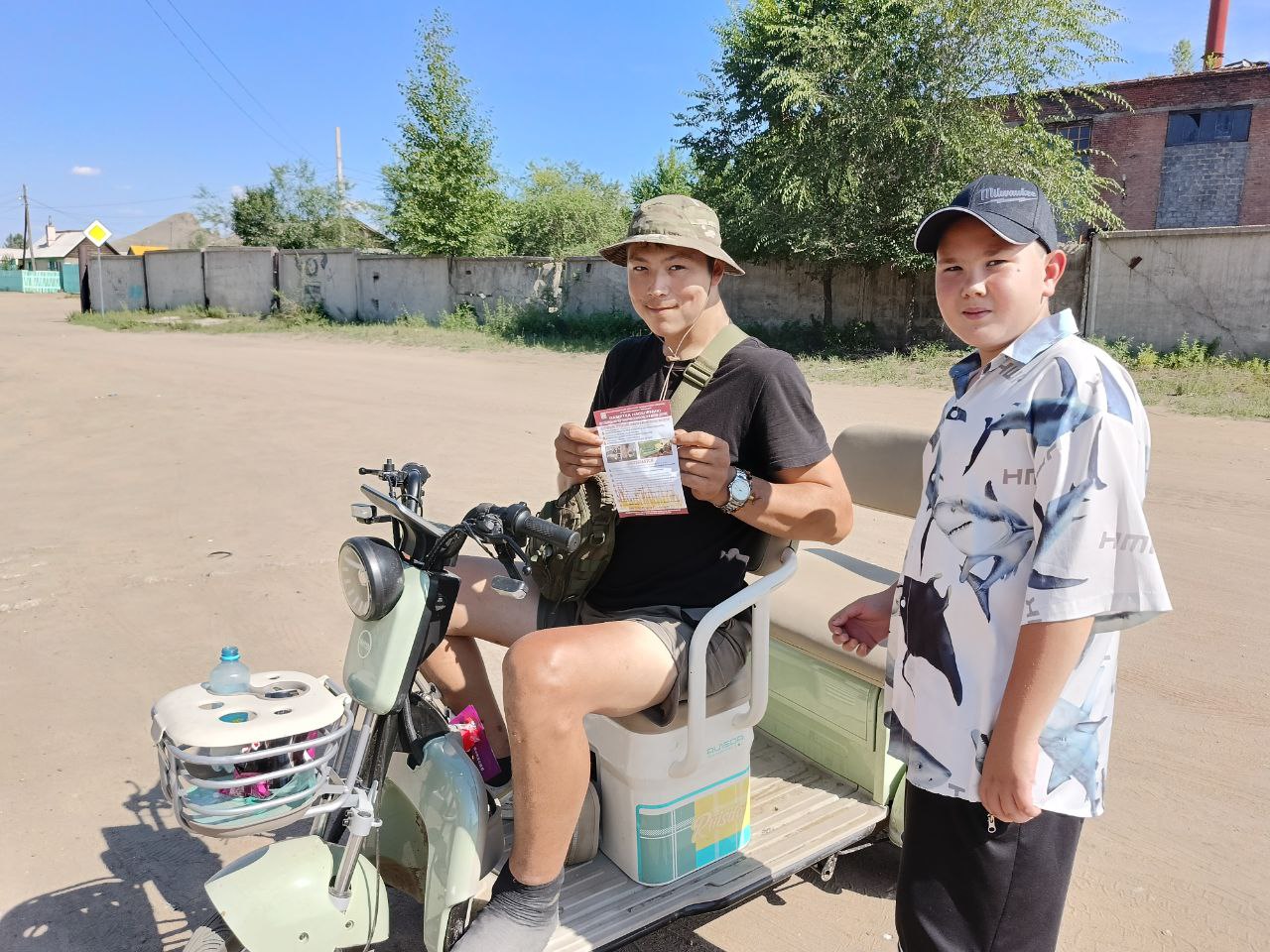 Распространение листовок о пожарной безопасности