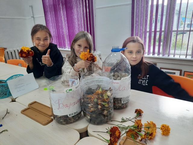 ТОС “Культурное наследие” МО “Бабушкинское” Кабанский район,  Акция “Семена собери – весной цветы посади”