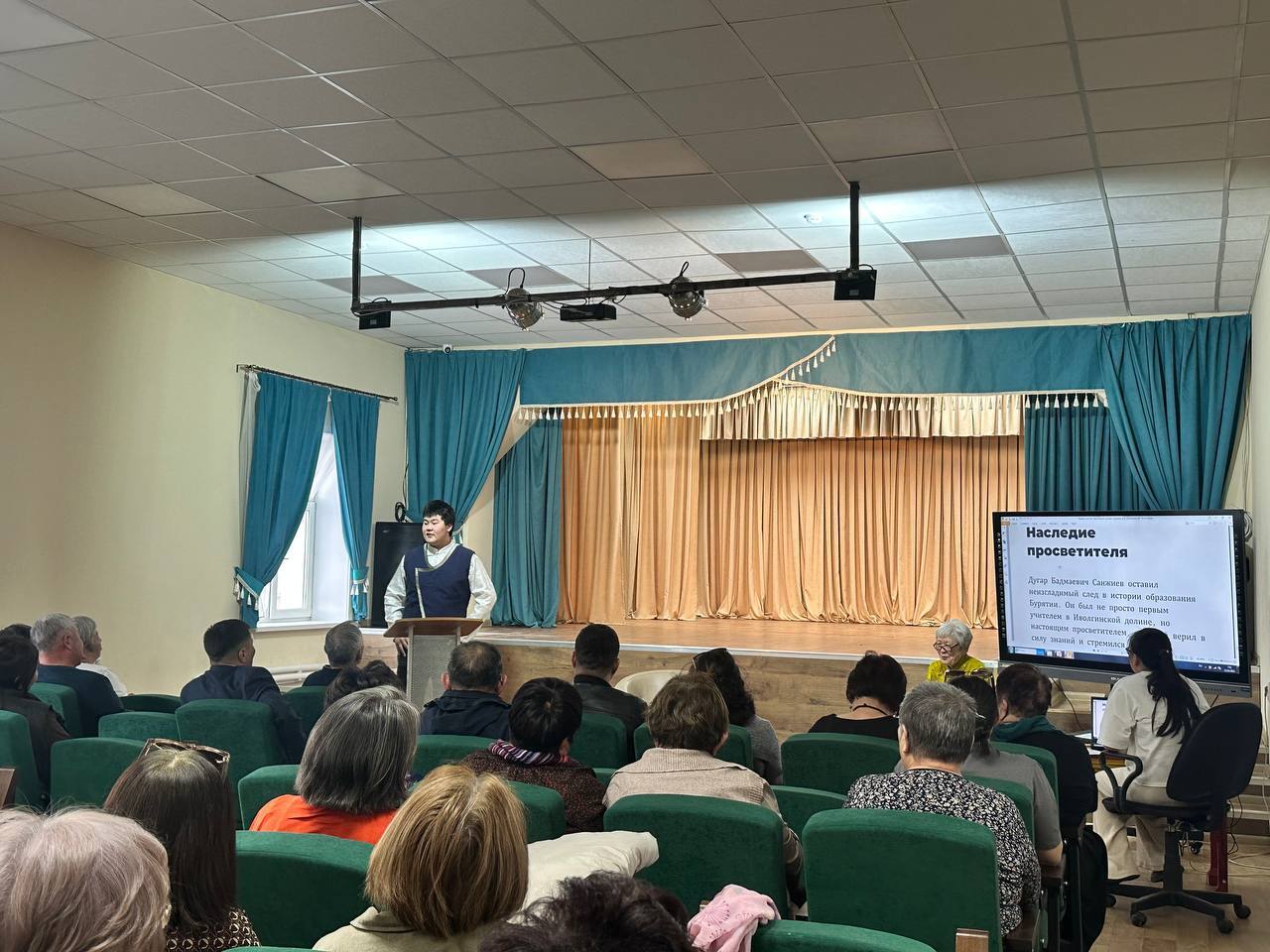 в Доме культуры села Нижняя Иволга прошёл вечер памяти “Их имена – в названиях улиц