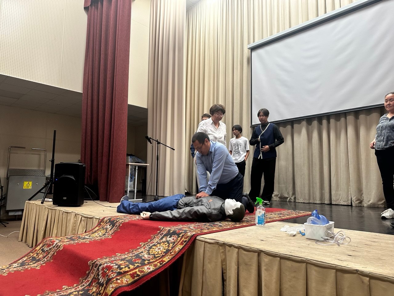 оказание первой медицинской помощи