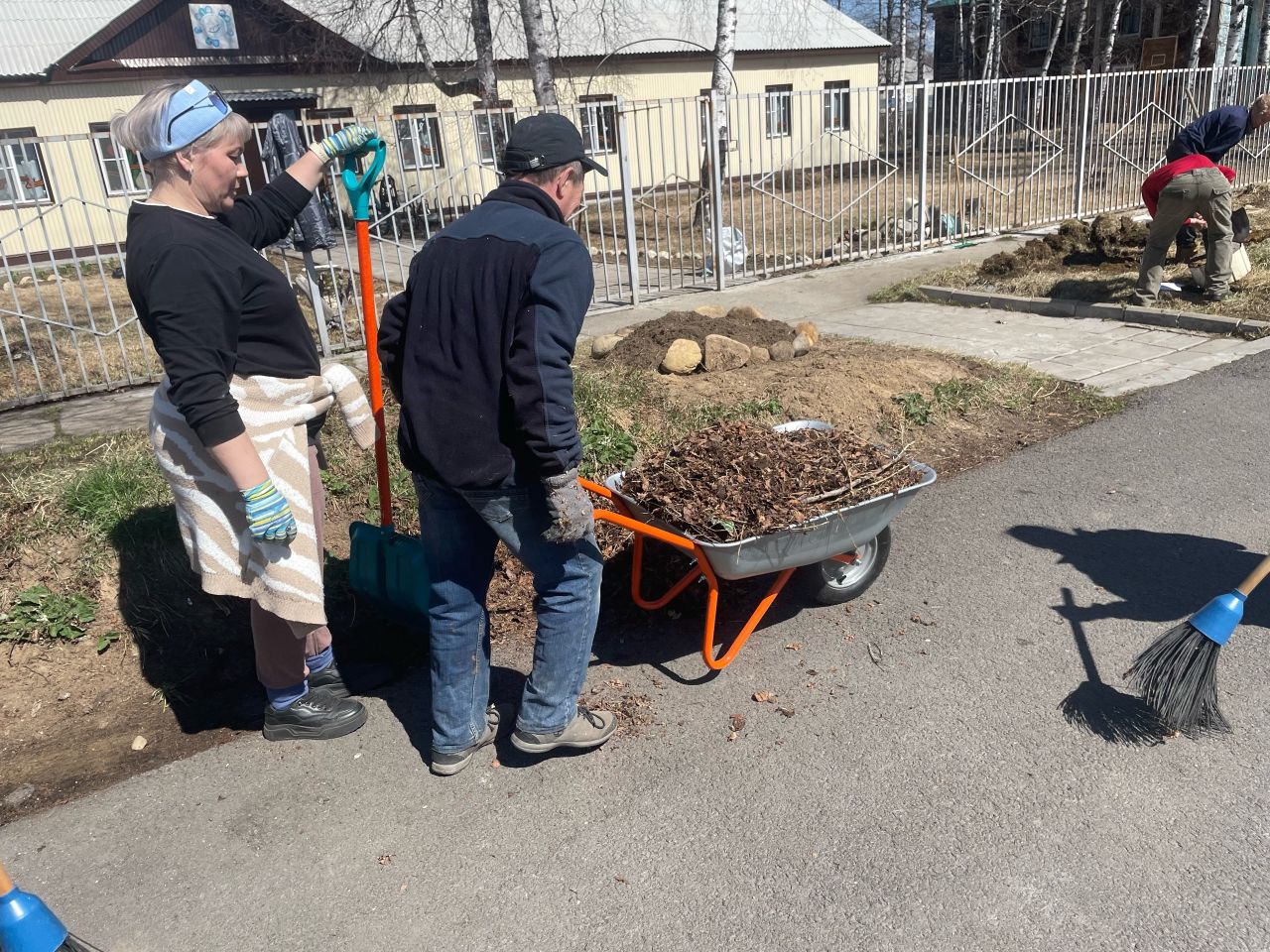 Субботник- это забота о нашем общем доме! 02.05.2025г.