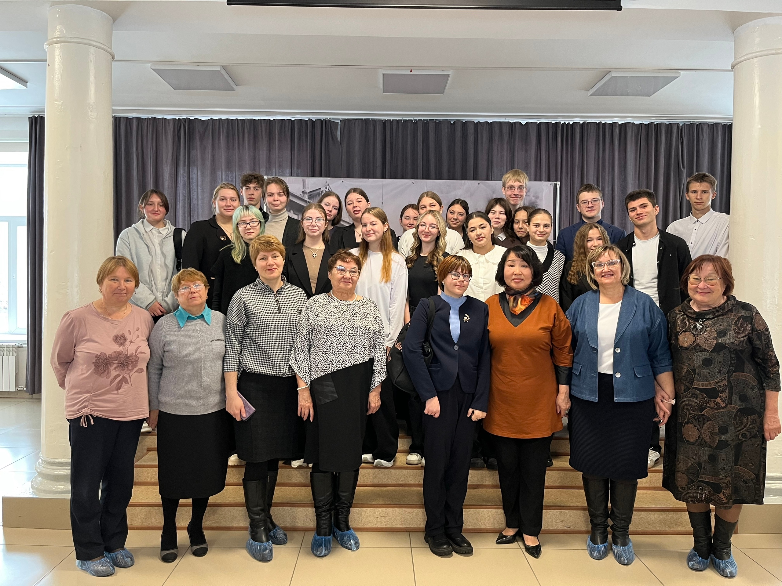 Встреча с поэтом Бильтриковой Елизаветой Михайловной. ТОС “Новое поколение”